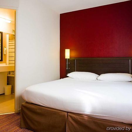 Ibis Styles Nantes Centre Place Royale Exterior photo