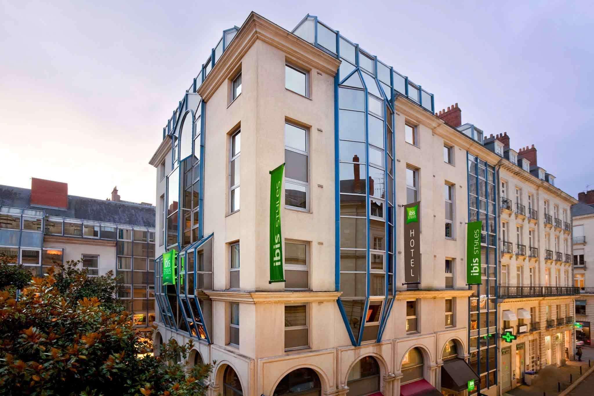 Ibis Styles Nantes Centre Place Royale Exterior photo